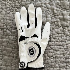 FootJoy White and Black kids Golf Glove with Logo Closure